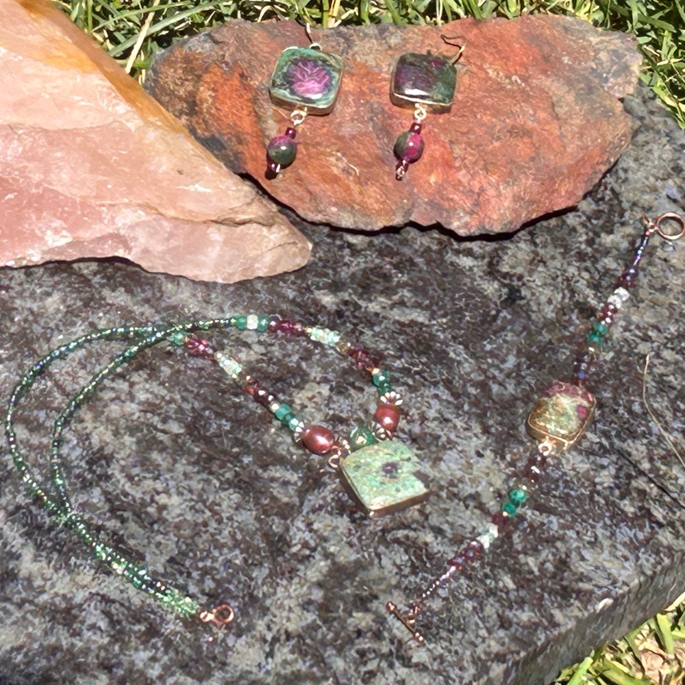 Ruby in zoisite, pearl, cloisonné necklace, Earrings & Bracelet